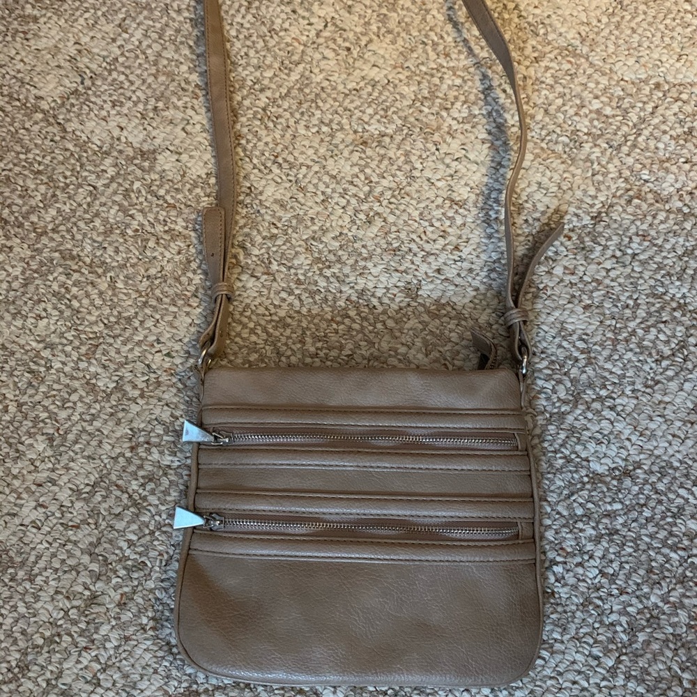 Liz Claiborne cross body bag